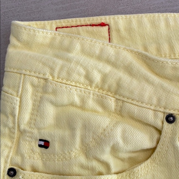 Tommy Hilfiger Mellow Yellow jeans - Picture 6 of 11